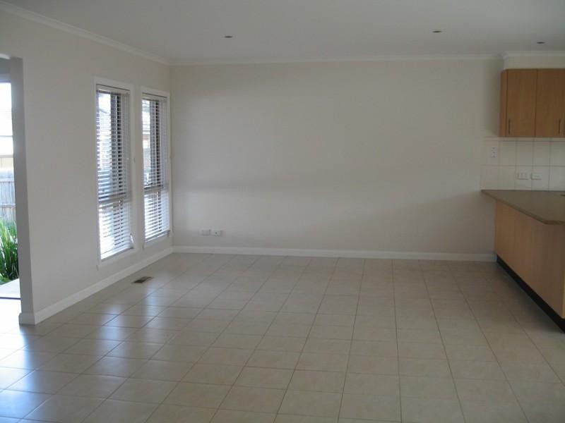 2/57 Margaret Street, Clayton VIC 3168