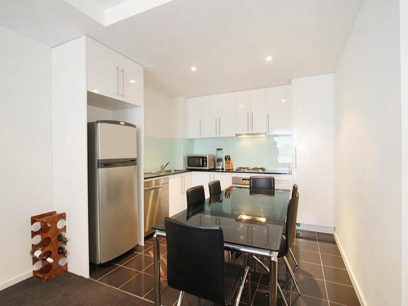 303/2 Montrose Place, Hawthorn VIC 3122