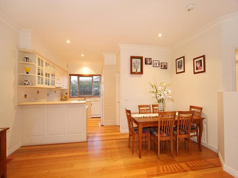 41 Carinish Road, Clayton VIC 3168