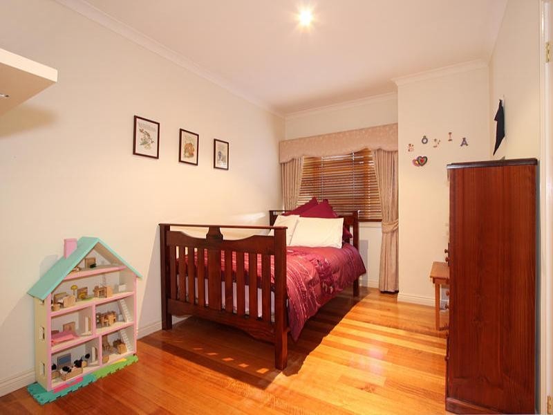 41 Carinish Road, Clayton VIC 3168