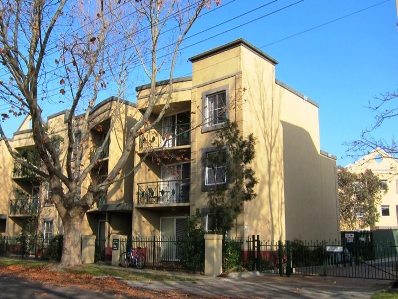 20/1 Warley Road, Malvern East VIC 3145