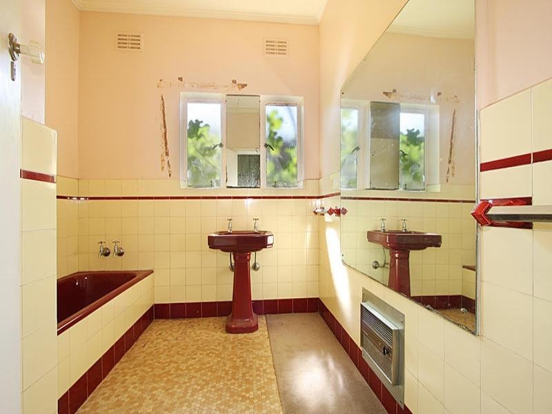 34 Golflinks Avenue, Oakleigh VIC 3166