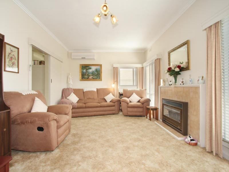 9 Macrina Street, Oakleigh East VIC 3166