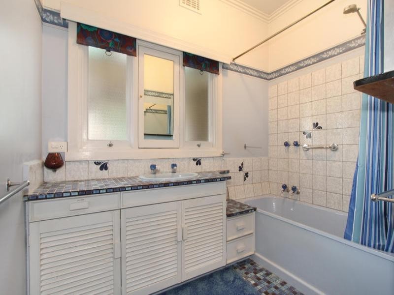 9 Macrina Street, Oakleigh East VIC 3166