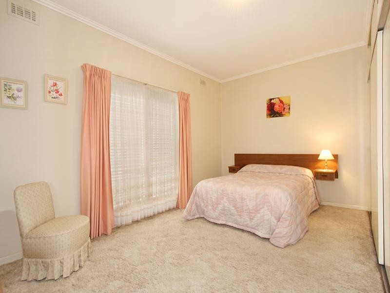 9 Macrina Street, Oakleigh East VIC 3166