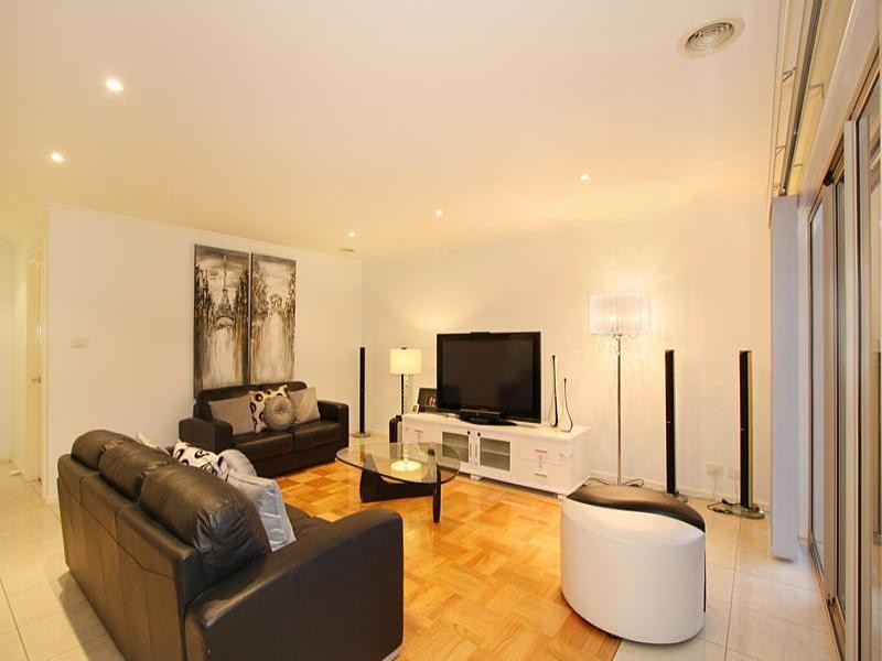 18 Greta Street, Oakleigh East VIC 3166