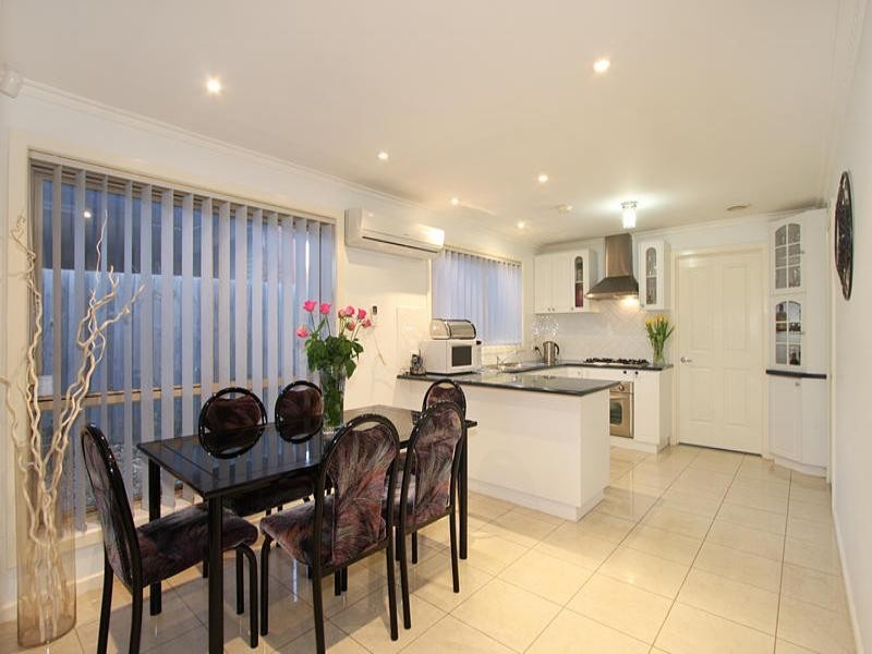 18 Greta Street, Oakleigh East VIC 3166