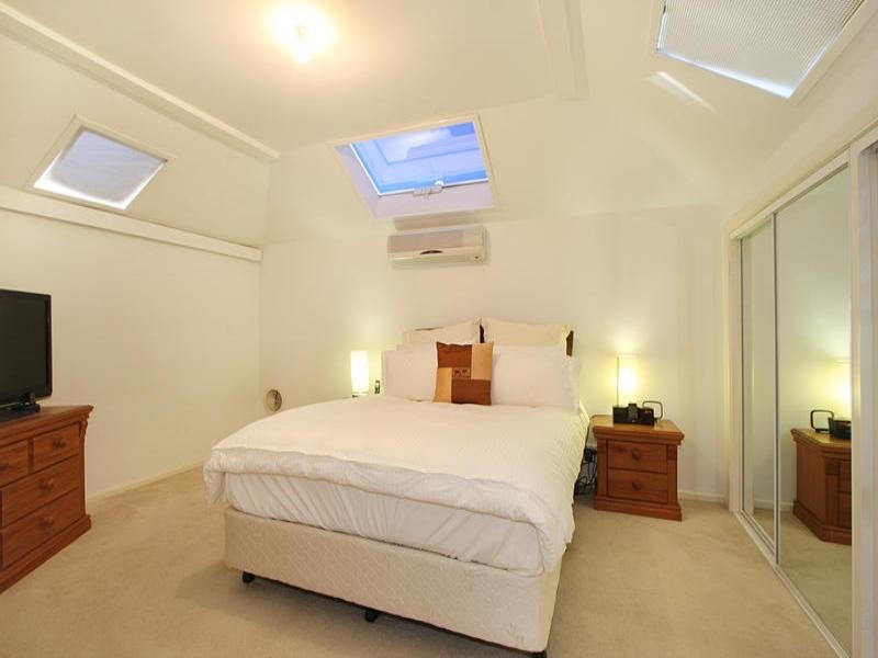 18 Greta Street, Oakleigh East VIC 3166