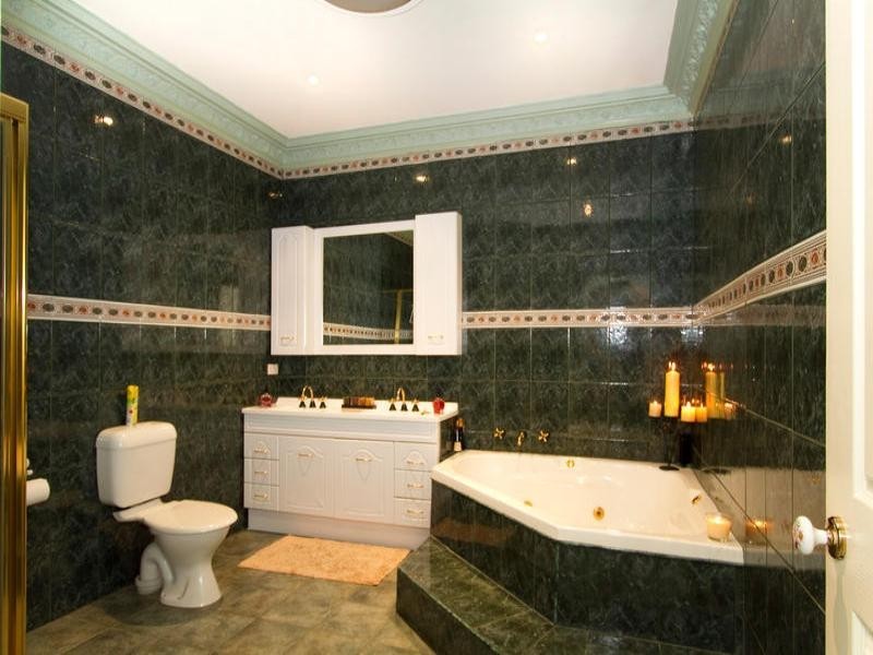 34 First Street, Clayton South VIC 3169