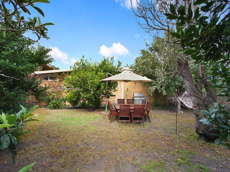 15 Keith Street, Oakleigh VIC 3166