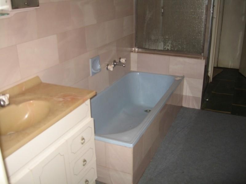 12 Thomas Street, Clayton VIC 3168