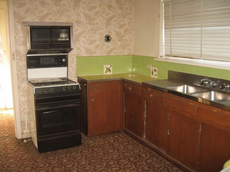 12 Thomas Street, Clayton VIC 3168