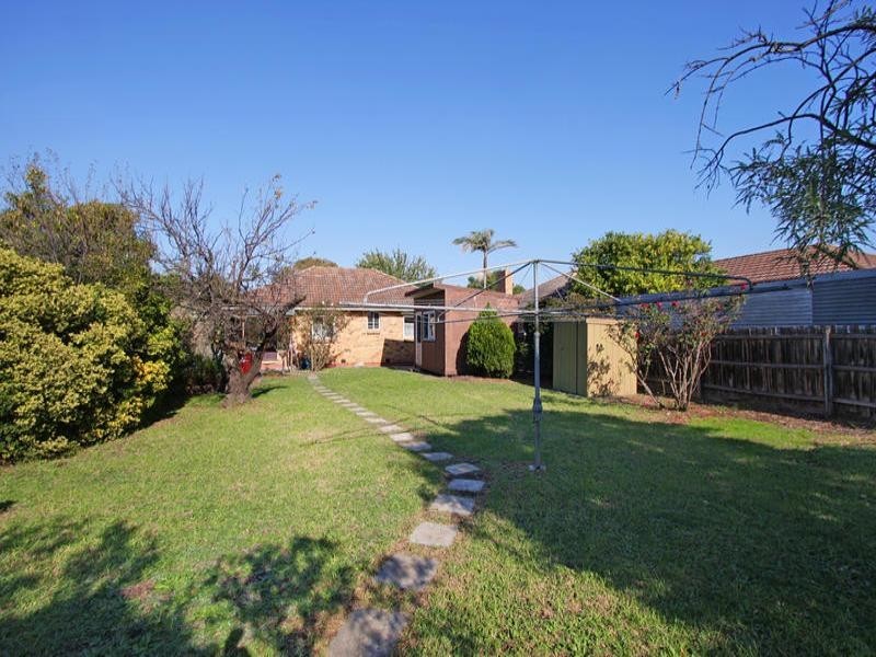 15 Marie Avenue, Springvale VIC 3171