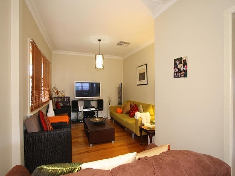 1/1 Fenton Street, Oakleigh VIC 3166