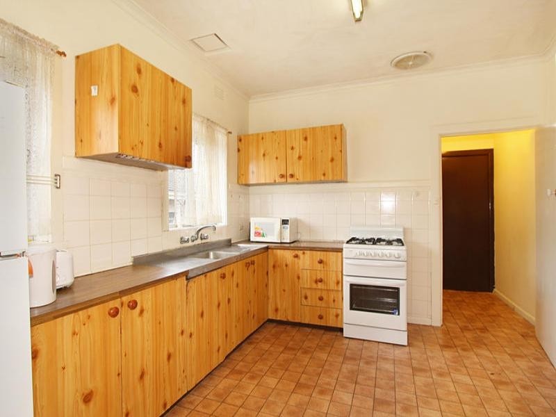 1/3 Cantala Street, Clayton VIC 3168