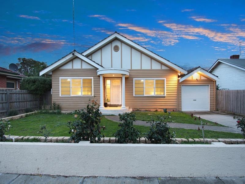 13 Watsonia Street, Oakleigh VIC 3166