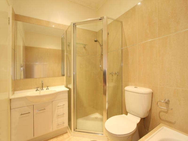 13 Watsonia Street, Oakleigh VIC 3166