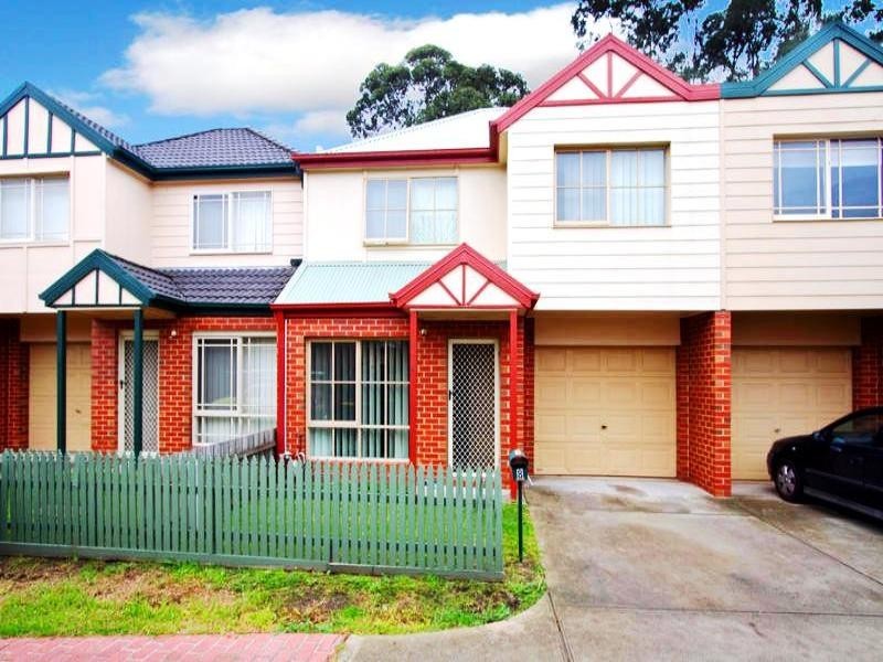 8 Kings Court, Oakleigh East VIC 3166