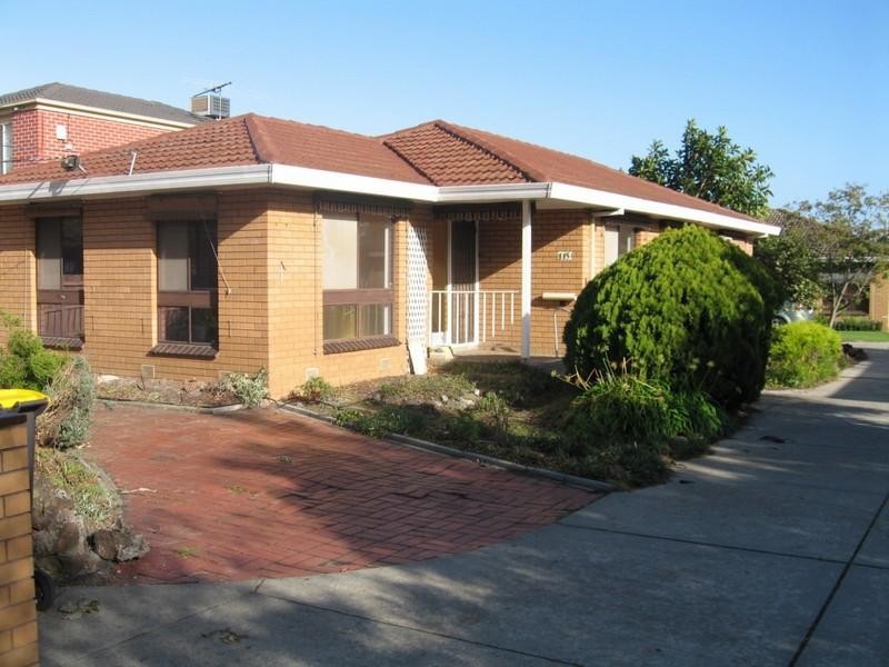 1/15 Golf Road, Oakleigh VIC 3166