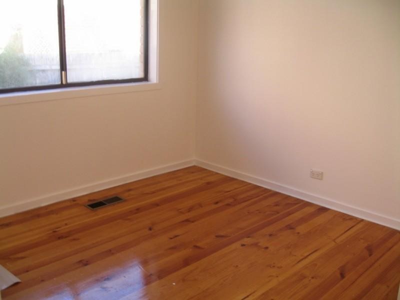 1/15 Golf Road, Oakleigh VIC 3166