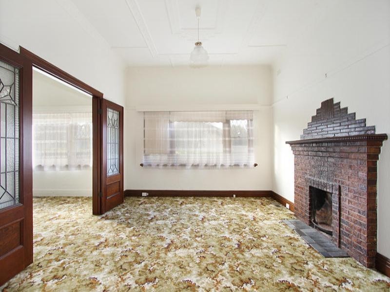 5 Whitmuir Road, Bentleigh VIC 3204