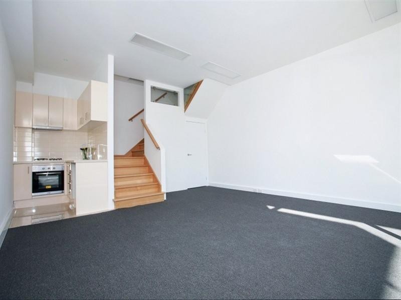 180 Warrigal Road, Oakleigh VIC 3166