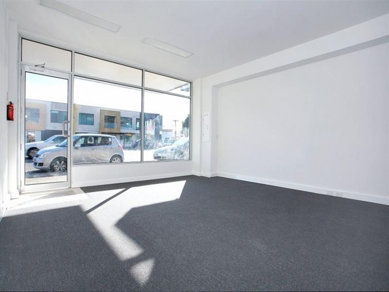 180 Warrigal Road, Oakleigh VIC 3166