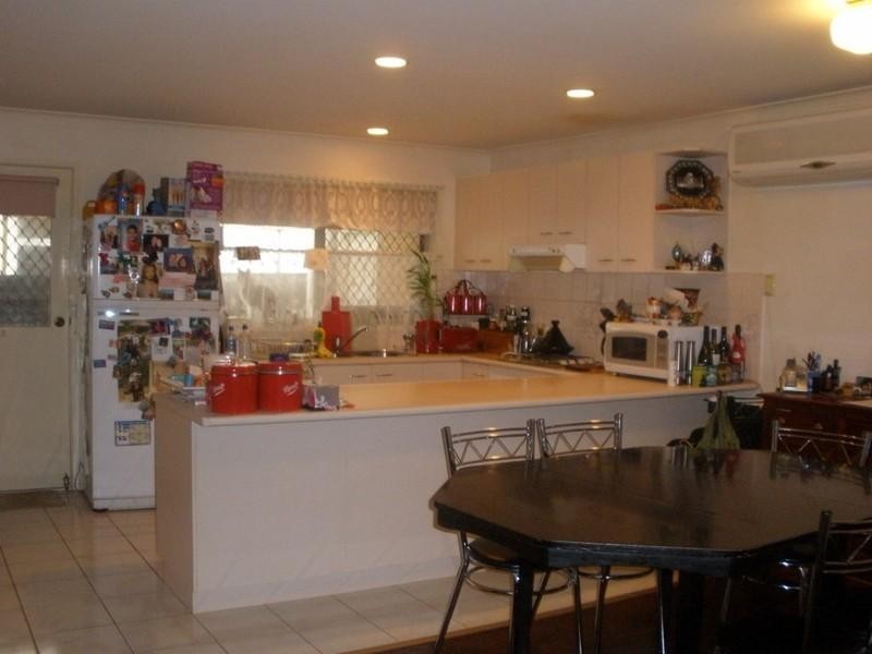 4/8-10 Golflinks Avenue, Oakleigh VIC 3166