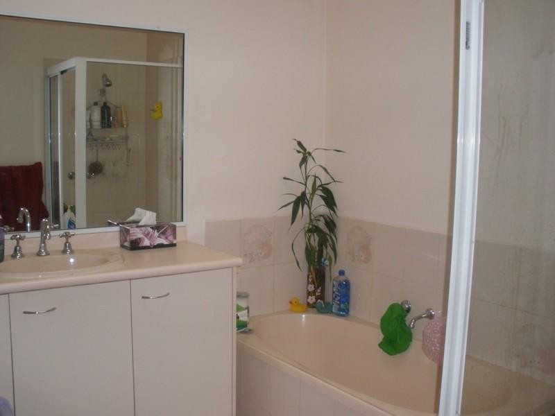 4/8-10 Golflinks Avenue, Oakleigh VIC 3166