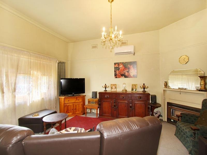 2-2a Darling Street, Hughesdale VIC 3166