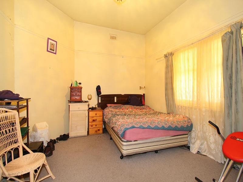 2-2a Darling Street, Hughesdale VIC 3166