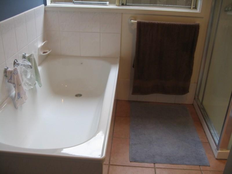 1A Sandra Grove, Bentleigh VIC 3204