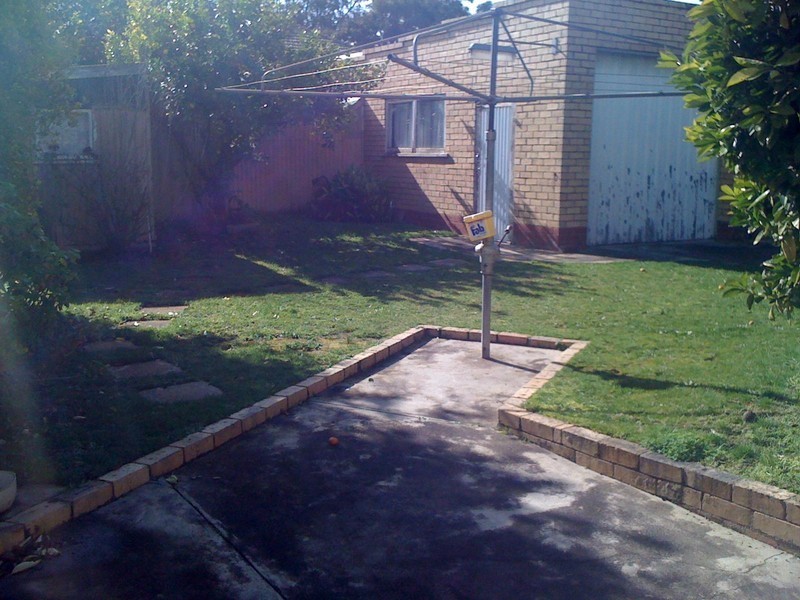 83 Oakwood Avenue, Noble Park North VIC 3174