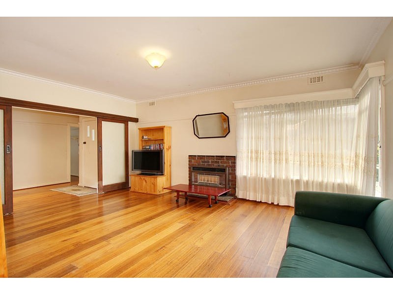 17 Voumard Street, Oakleigh South VIC 3167