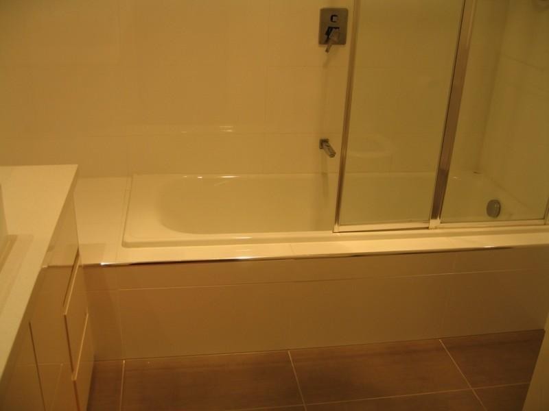 13/314 Neerim Road, Carnegie VIC 3163