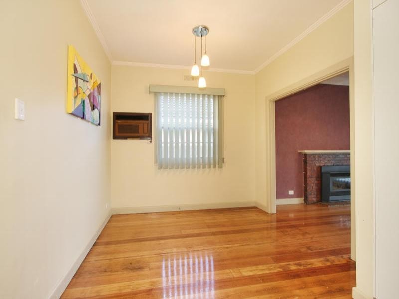 1/82 Scotsburn Avenue, Oakleigh South VIC 3167