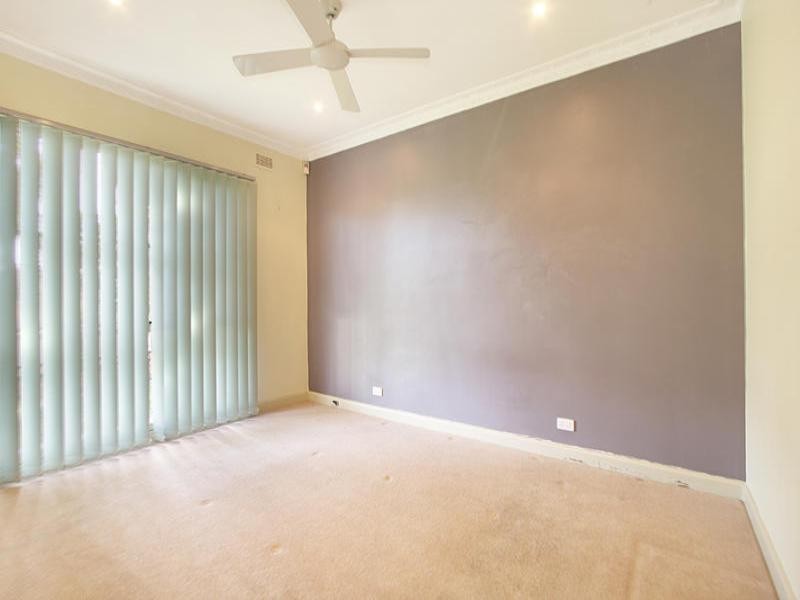 1/82 Scotsburn Avenue, Oakleigh South VIC 3167