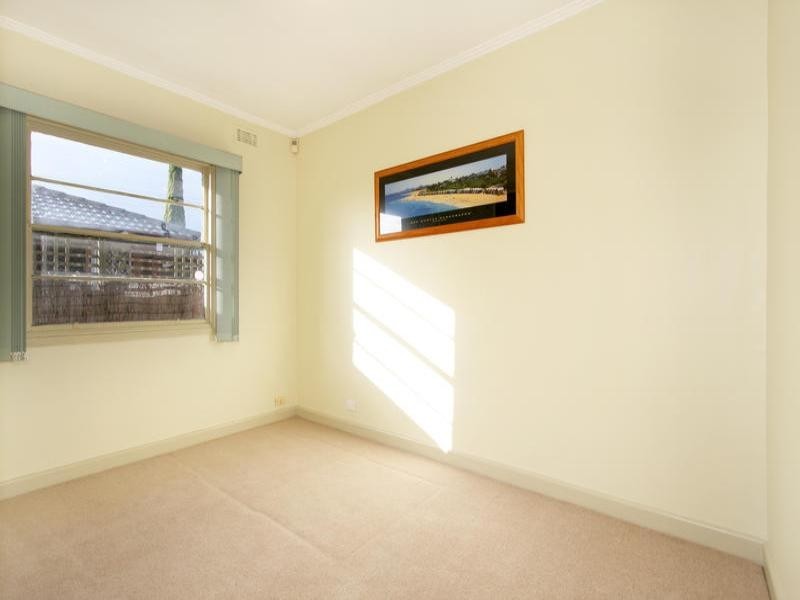 1/82 Scotsburn Avenue, Oakleigh South VIC 3167