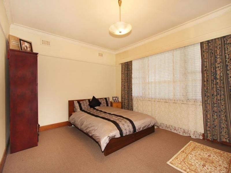 1284 North Road, Oakleigh South VIC 3167