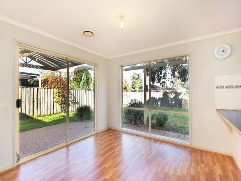 14 Brindalee Mews, Chadstone VIC 3148