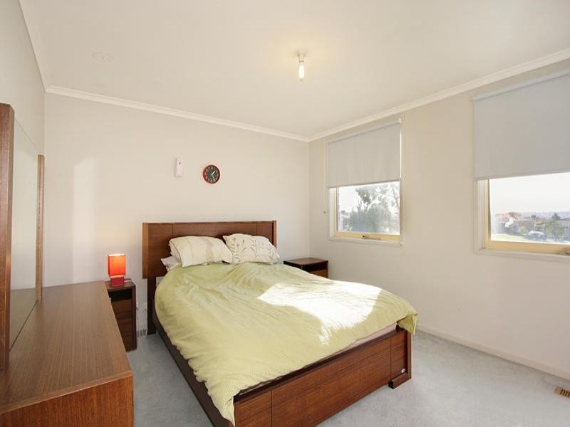 14 Brindalee Mews, Chadstone VIC 3148