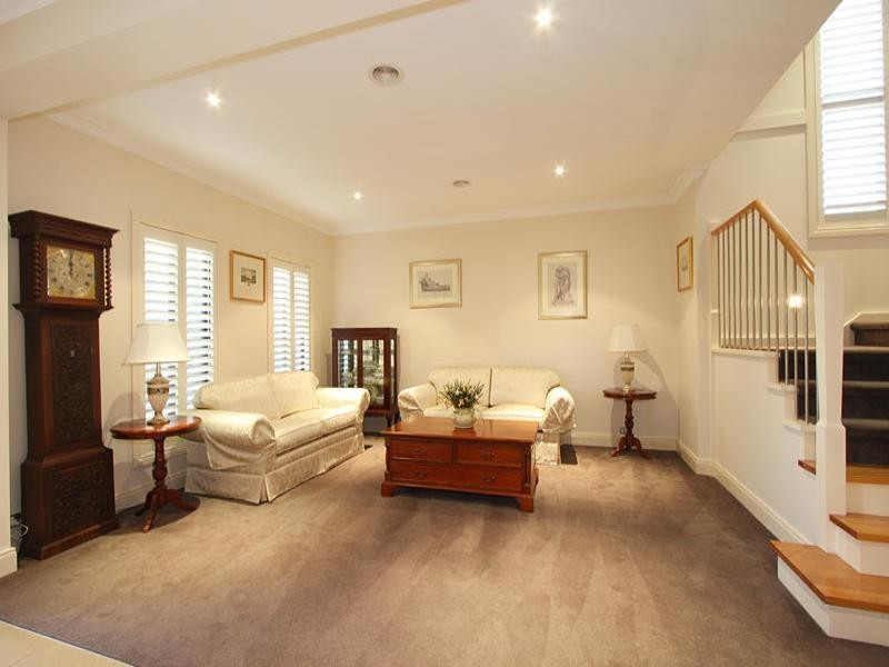 6 Corr Street, Hughesdale VIC 3166