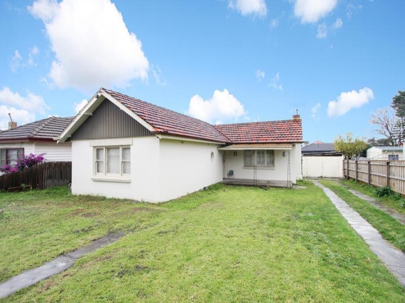 15 Fenton Street, Oakleigh VIC 3166