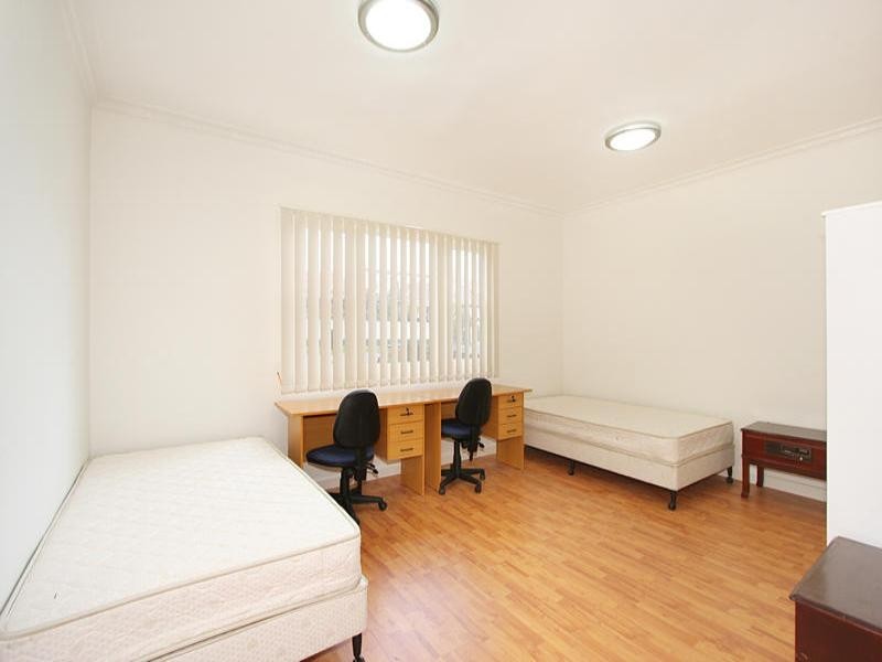 15 Fenton Street, Oakleigh VIC 3166