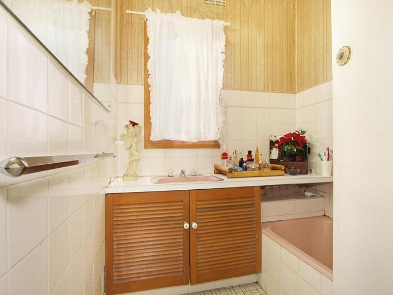 15 Claudel Street, Oakleigh East VIC 3166