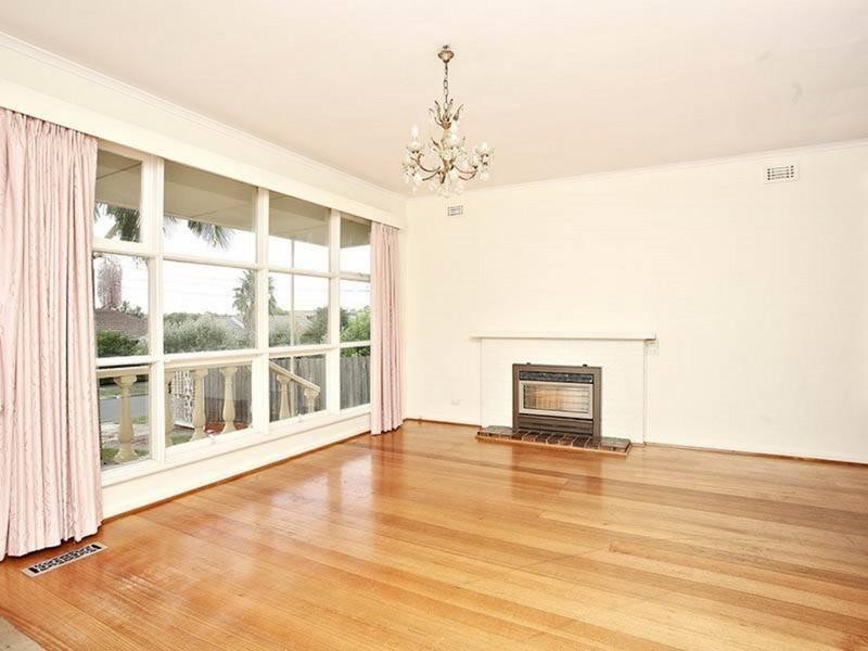 6 Elysium Crescent, Oakleigh East VIC 3166