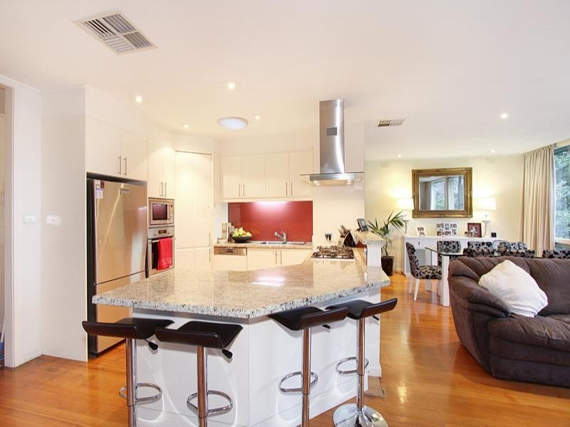 27 Sadie Street, Mount Waverley VIC 3149