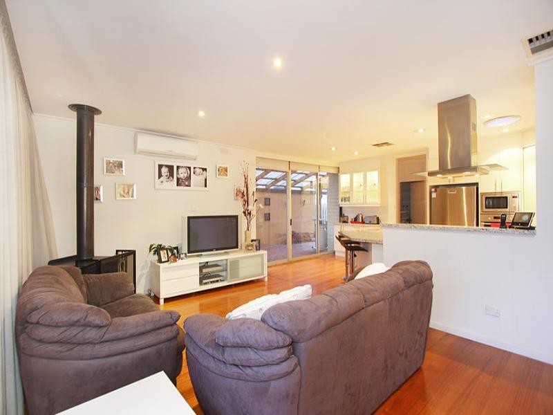 27 Sadie Street, Mount Waverley VIC 3149