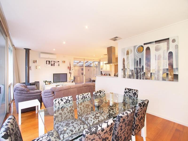 27 Sadie Street, Mount Waverley VIC 3149