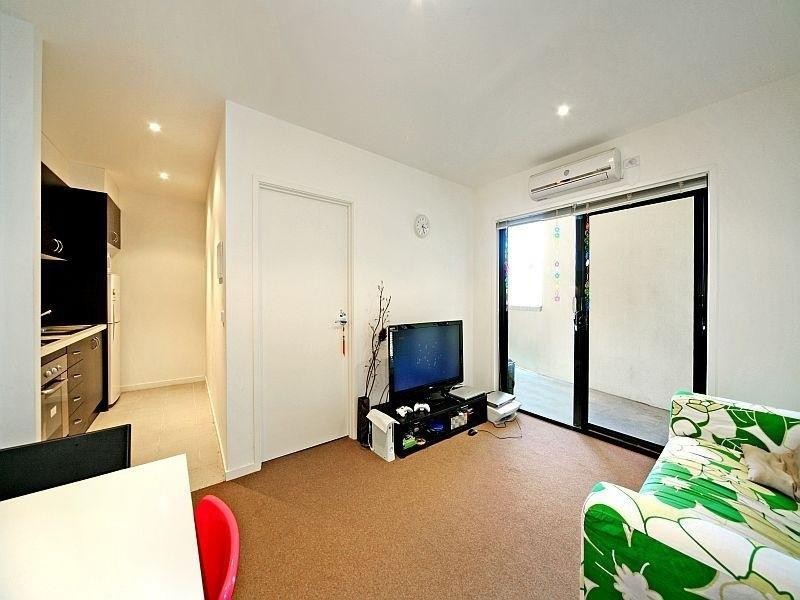 17/1324 Centre Road, Clayton VIC 3168